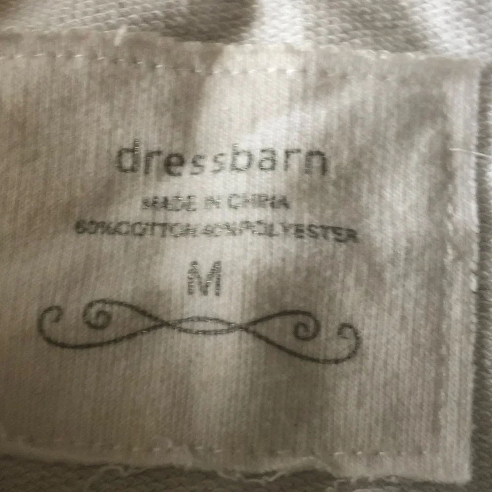 White Zip-Up Hoodie with Pockets short sleeve - Picture 8 of 10